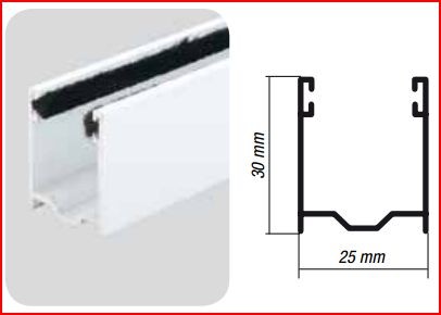 Parelli – GA25M cod.239 – Guida in alluminio 25×30 MM con spazzolino inserito a misura