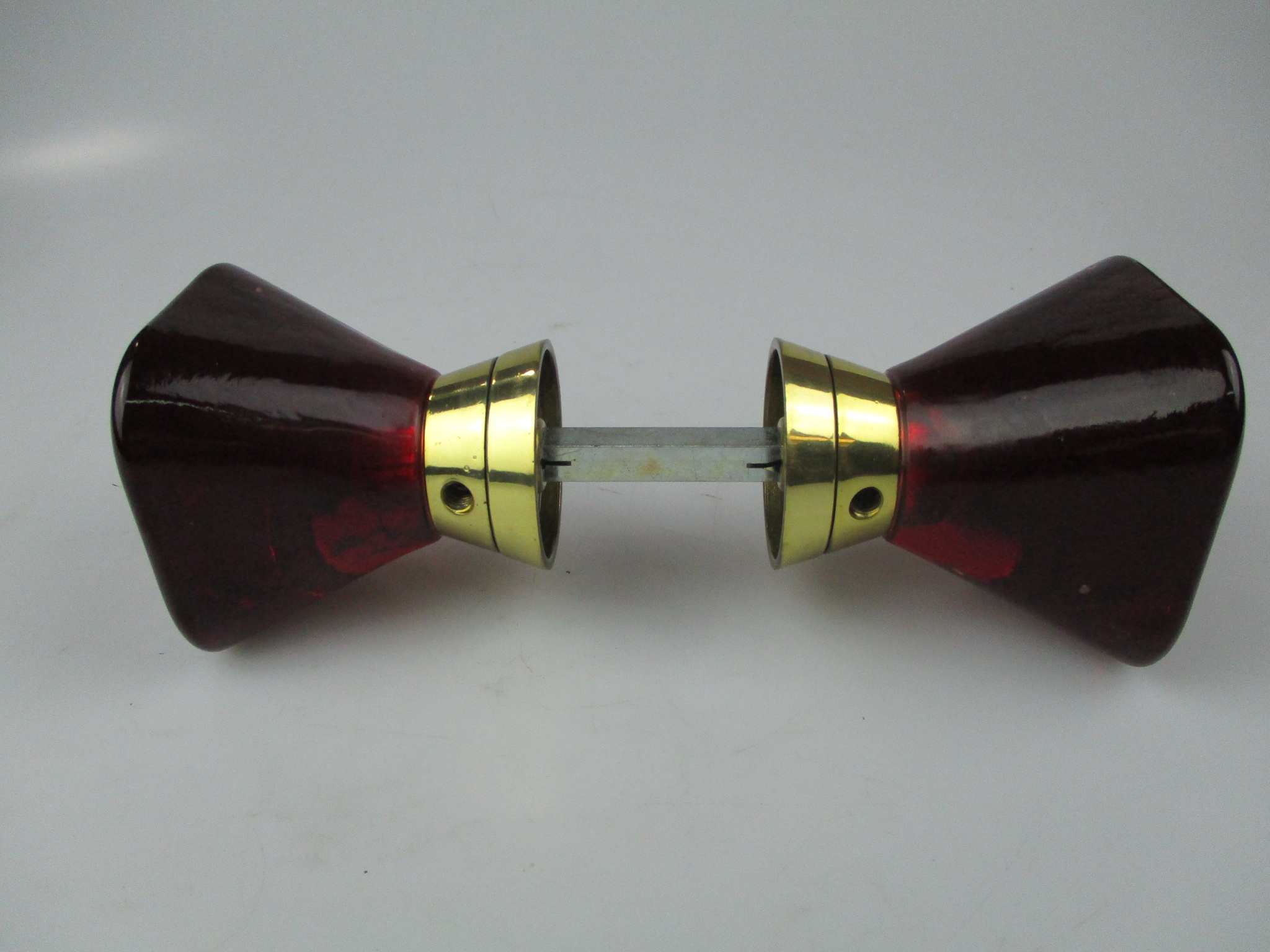 PBA – 504R – Doppio pomolo Cristallo rosso