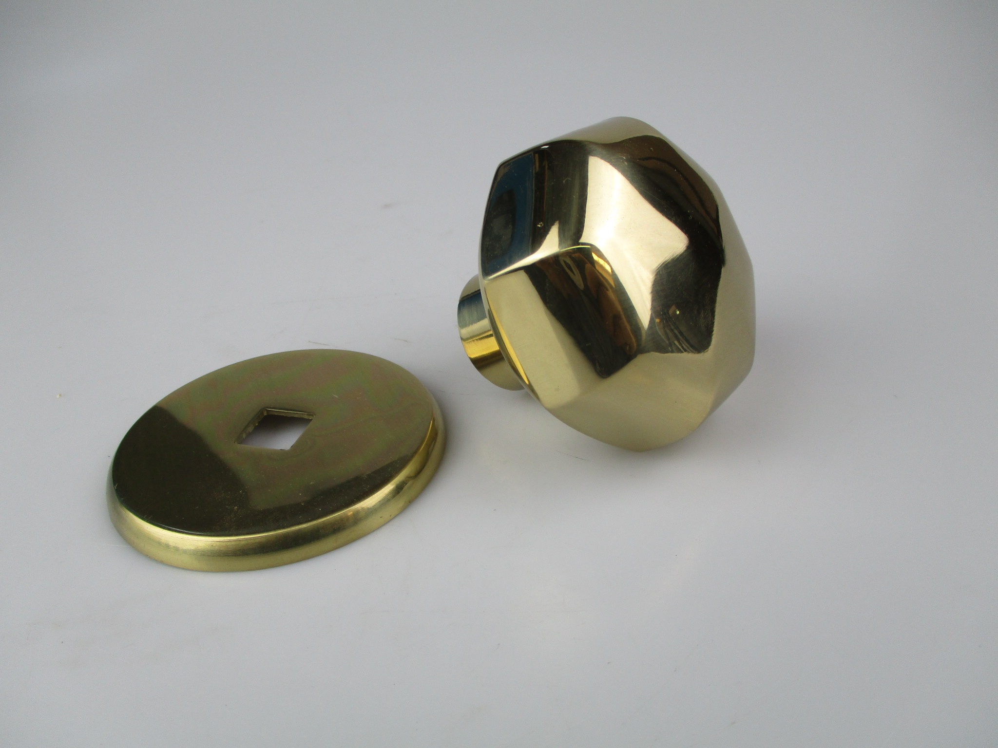 Cottali – 3009607 – Pomolo Diamante in Ottone lucido